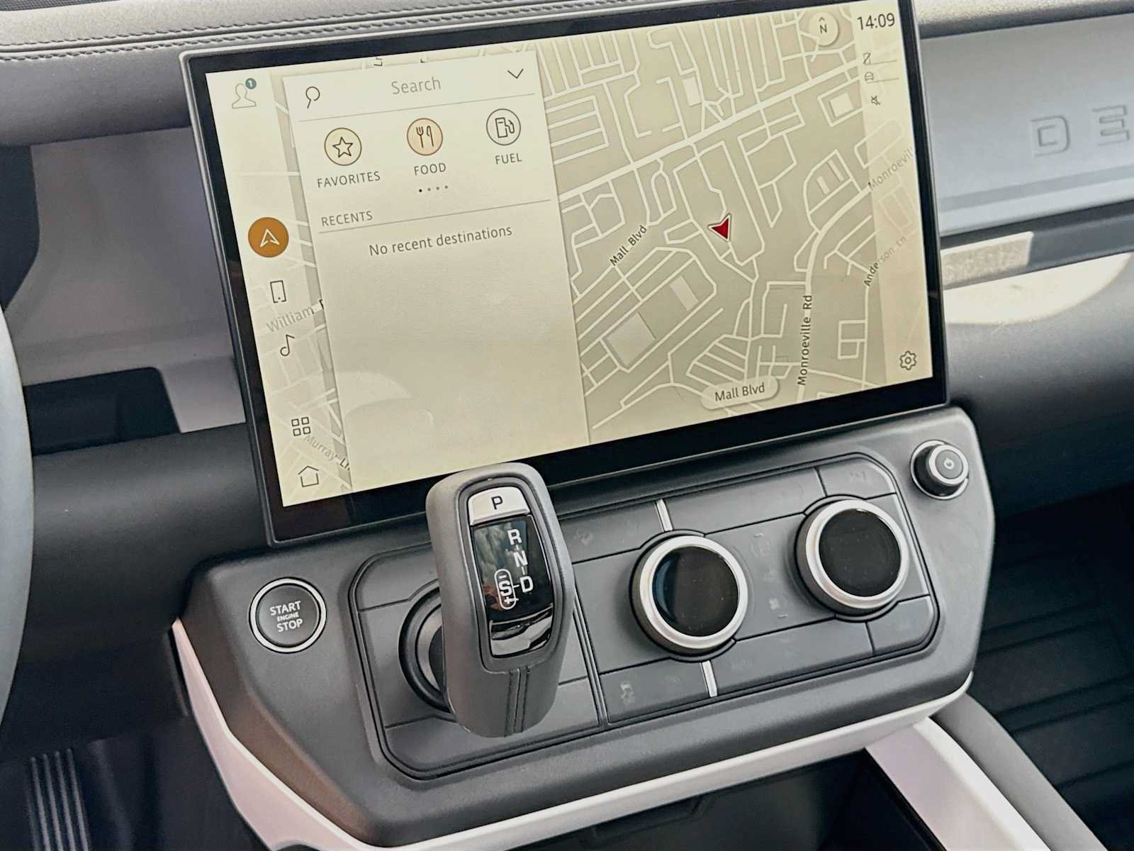 New 2026 Land Rover Defender 110 S AWD/4WD image 9