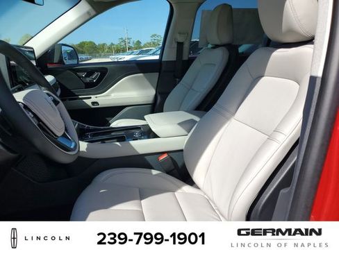 New 2025 Lincoln Aviator 2WD image 18