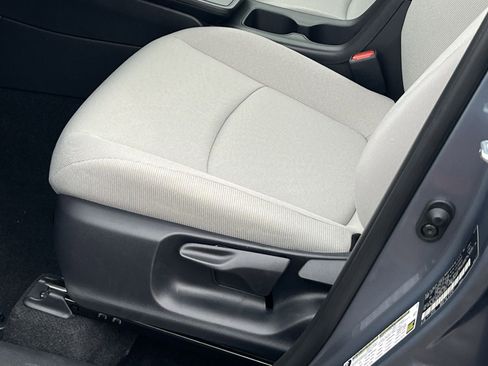 New 2026 Toyota Corolla Cross L image 8