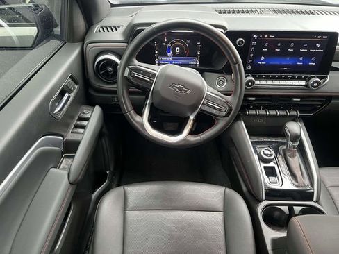 Used 2023 Chevrolet Colorado Z71 w/ Z71 Convenience Package 2 image 13