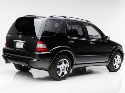 Used 2002 Mercedes-Benz ML 55 AMG 4MATIC image 11