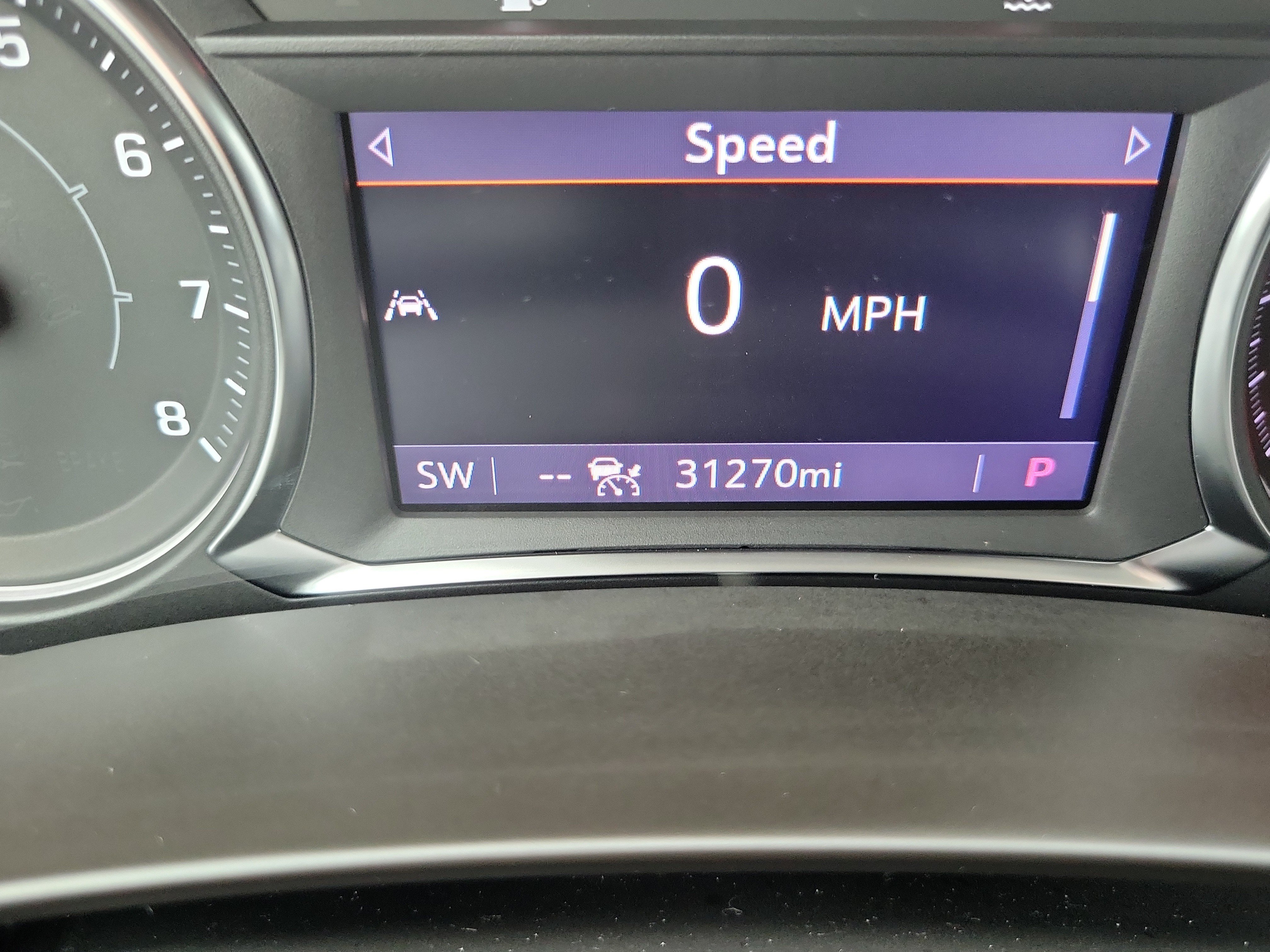 Used 2022 GMC Terrain SLT w/ Tech Package FWD image 30