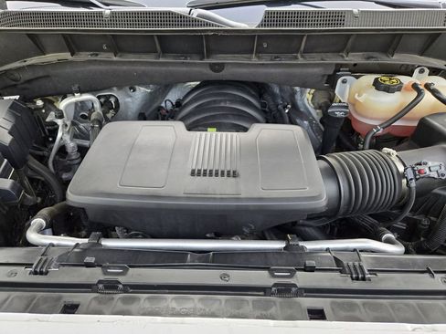 Used 2023 Chevrolet Silverado 1500 High Country w/ Technology Package AWD/4WD image 29