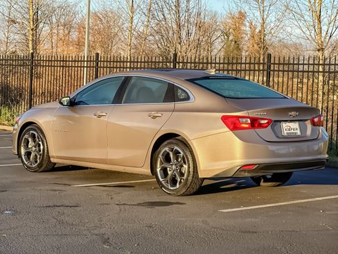 Used 2023 Chevrolet Malibu LT image 6