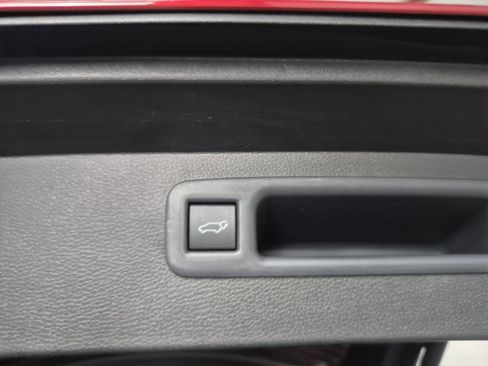 New 2026 Toyota Highlander XSE image 16