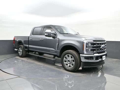 New 2026 Ford F250 Lariat w/ Lariat Ultimate Package image 5