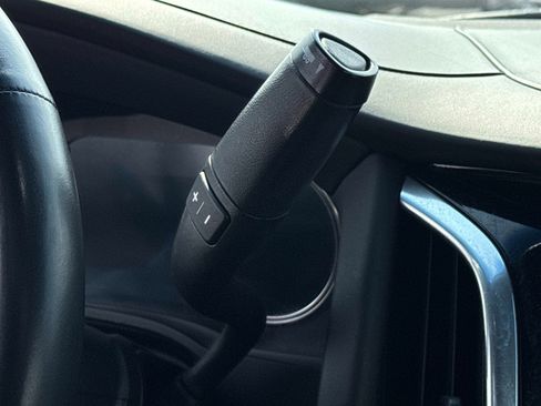 Used 2018 Cadillac Escalade Platinum image 6