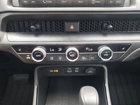 Certified 2023 Honda CR-V EX image 32