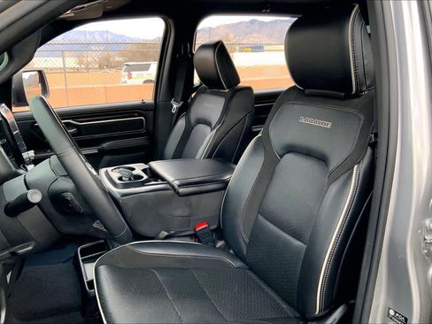 Used 2025 RAM 1500 Laramie image 10