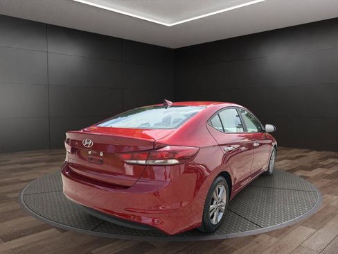 Used 2017 Hyundai Elantra SE w/ SE A/T Tech Package 03 FWD image 8