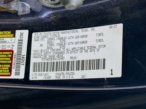 Used 2024 Toyota Tundra Platinum AWD/4WD image 36