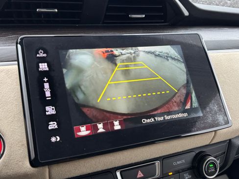 Used 2018 Honda Clarity Touring image 24