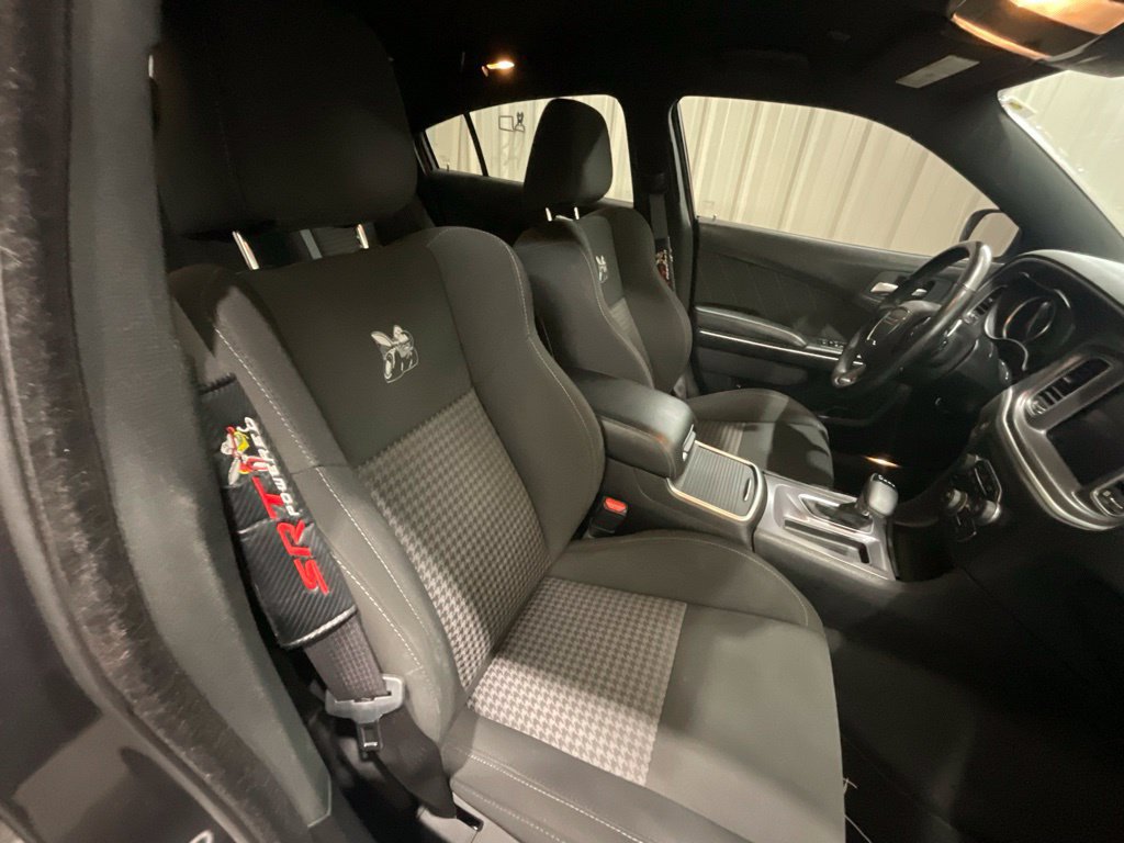 Used 2019 Dodge Charger Scat Pack RWD image 12