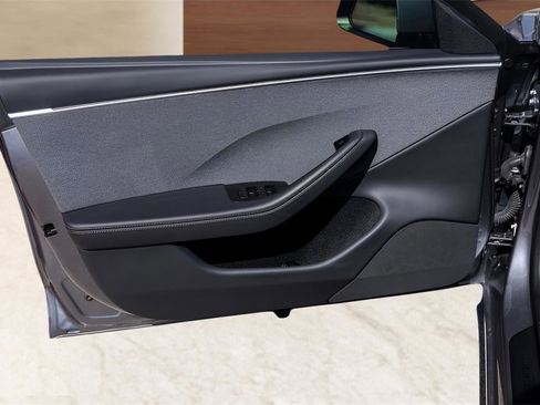 Used 2024 Tesla Model 3 Standard Range image 21