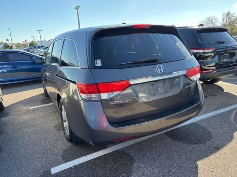 Used 2016 Honda Odyssey SE image 2