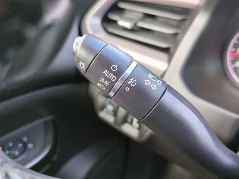 Used 2017 GMC Acadia SLT image 28