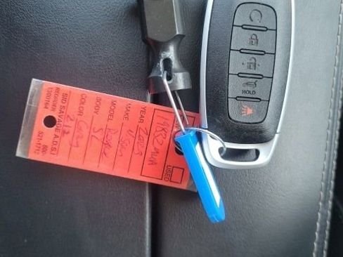 Used 2023 Nissan Rogue SL w/ SL Premium Package image 20