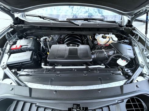 Certified 2025 Chevrolet Suburban Z71 image 26