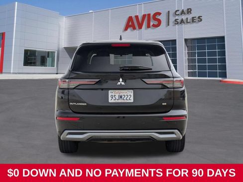 Used 2025 Mitsubishi Outlander SE AWD/4WD image 9