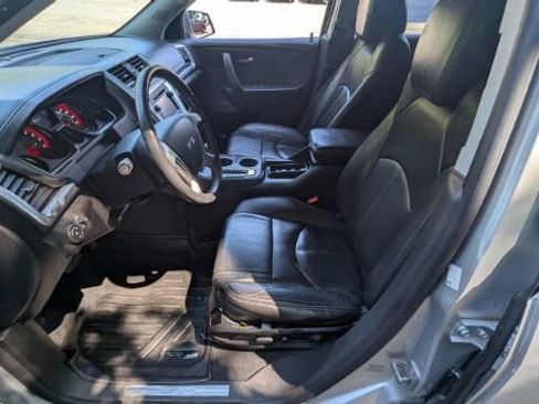 Used 2014 GMC Acadia SLT AWD/4WD image 18