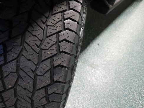Used 2011 Jeep Wrangler Sport AWD/4WD image 13