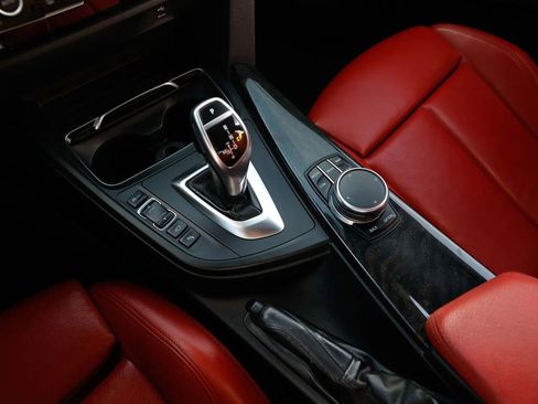 Used 2017 BMW 340i Sedan image 37