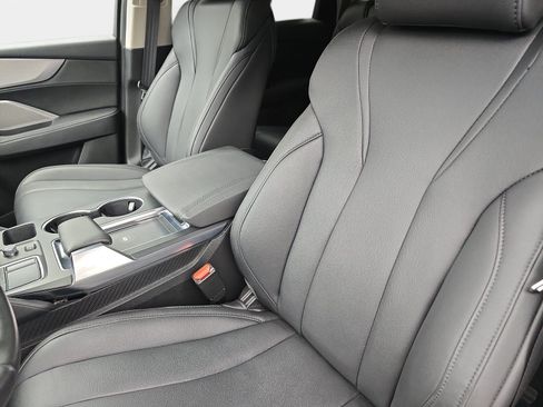 Used 2024 Acura MDX FWD image 12