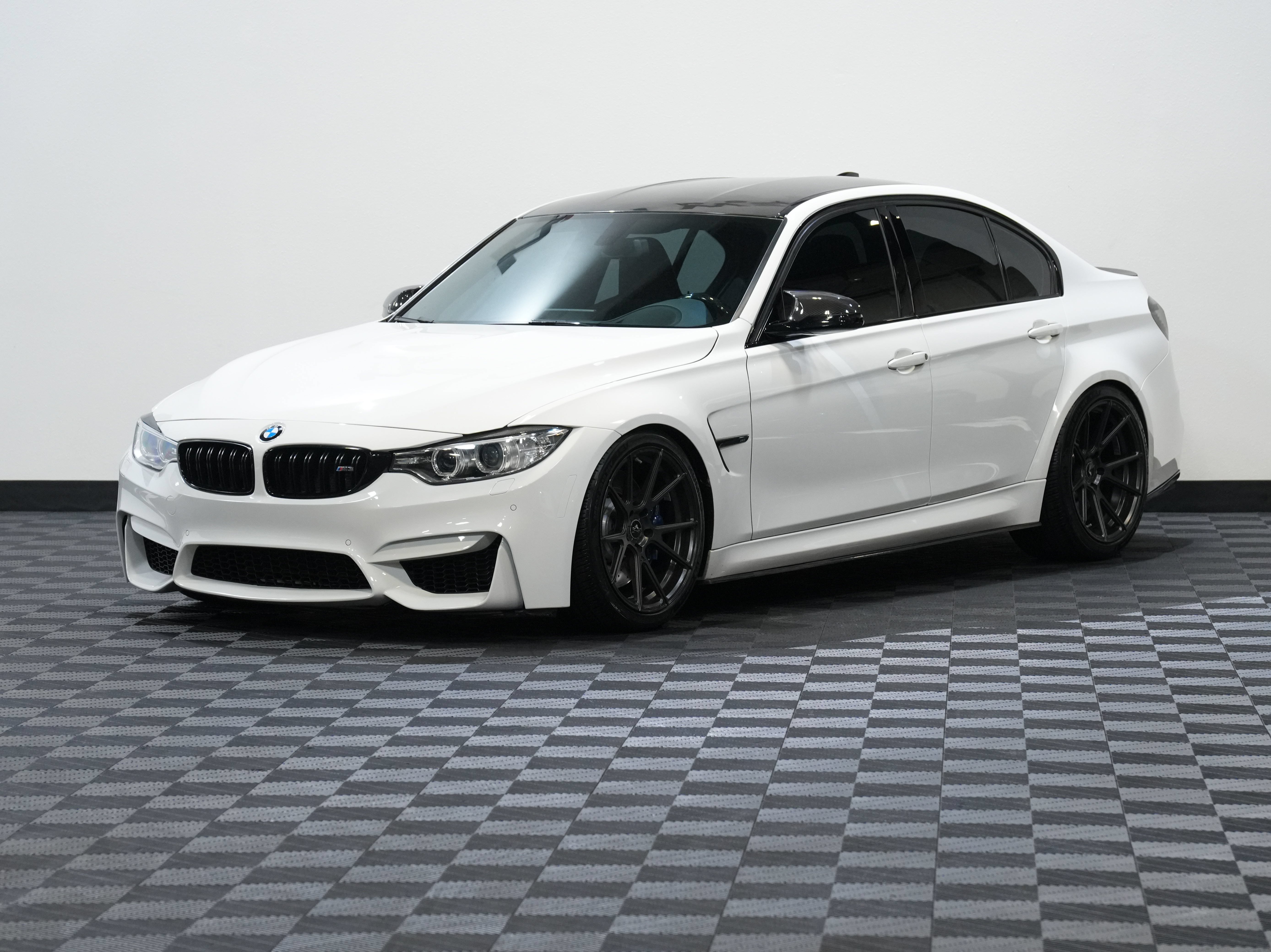 Used 2017 BMW M3 RWD image 3