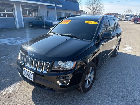 Used 2017 Jeep Compass High Altitude image 7
