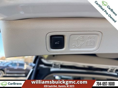 Used 2020 Lincoln Navigator Reserve w/ Luxury Package image 19