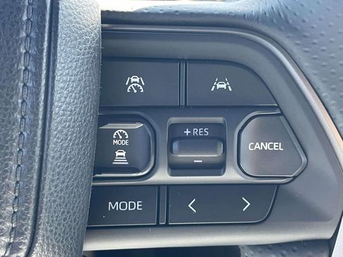 Used 2026 Toyota 4Runner SR5 AWD/4WD image 19