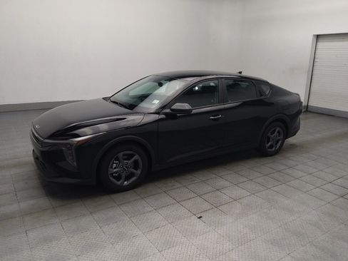 Used 2025 Kia K4 FWD image 2