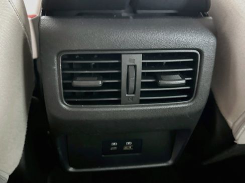 Used 2023 Nissan Rogue SV FWD image 26