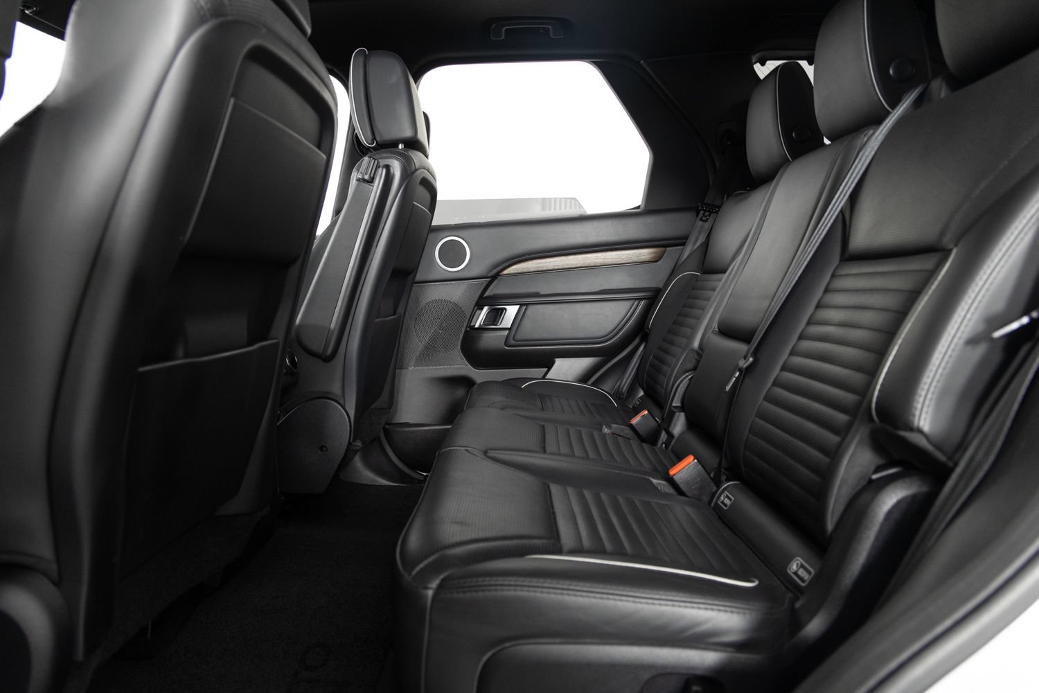 Used 2017 Land Rover Discovery HSE Luxury AWD/4WD image 19