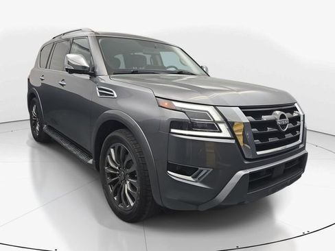 Used 2023 Nissan Armada Platinum w/ Captain's Chairs Package RWD image 3