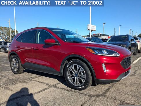 Used 2022 Ford Escape SEL w/ Technology Package image 1