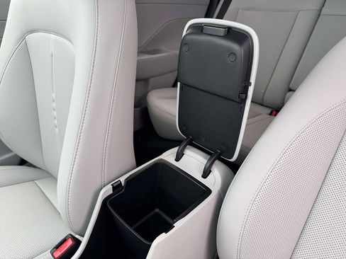 New 2026 Hyundai Kona SEL Premium FWD image 20