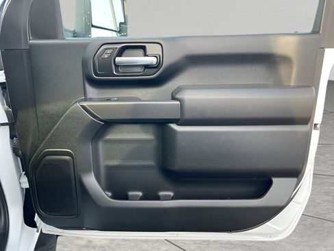 Used 2025 Chevrolet Silverado 2500 W/T w/ WT Convenience Package image 25