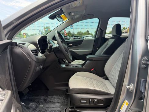 Used 2024 Chevrolet Equinox LT w/ LPO, Floor Liner Package FWD image 15