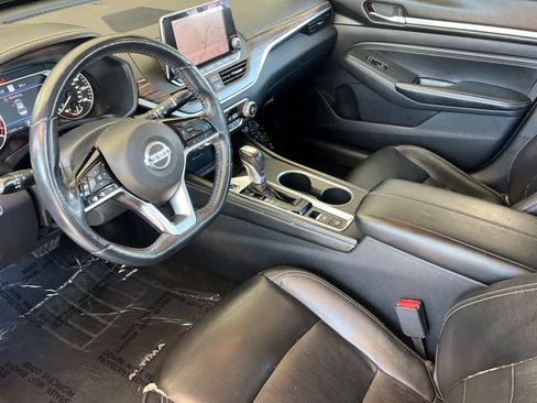 Used 2019 Nissan Altima 2.5 SL FWD image 11