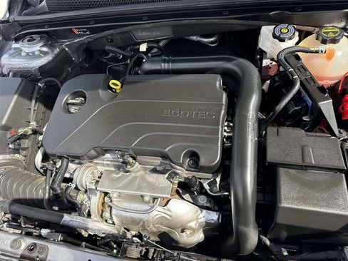 Used 2025 Chevrolet Malibu LT FWD image 26