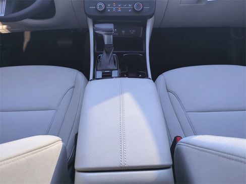 New 2026 Hyundai Tucson SE image 21