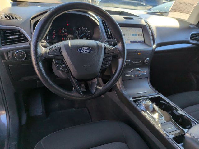 Used 2020 Ford Edge SE FWD image 14