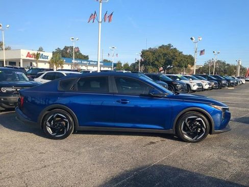 Used 2025 Kia K4 EX image 3