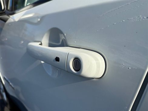 Used 2022 Jeep Renegade Latitude w/ Convenience Group image 31