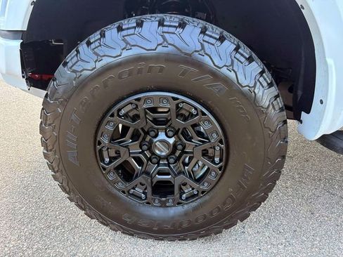 Used 2025 Ford F150 Raptor w/ Equipment Group 803A Raptor R AWD/4WD image 9