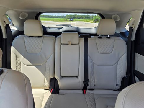 Used 2024 Ford Edge Titanium w/ Titanium Elite Package image 13