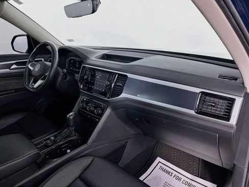 Used 2022 Volkswagen Atlas SEL R-Line AWD/4WD image 34