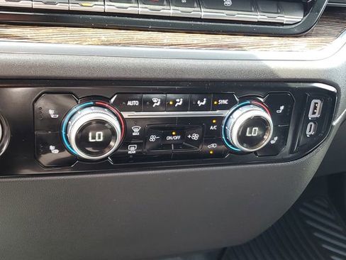 Used 2023 GMC Sierra 1500 Elevation image 24