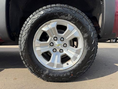 Used 2014 Chevrolet Silverado 1500 LT AWD/4WD image 13